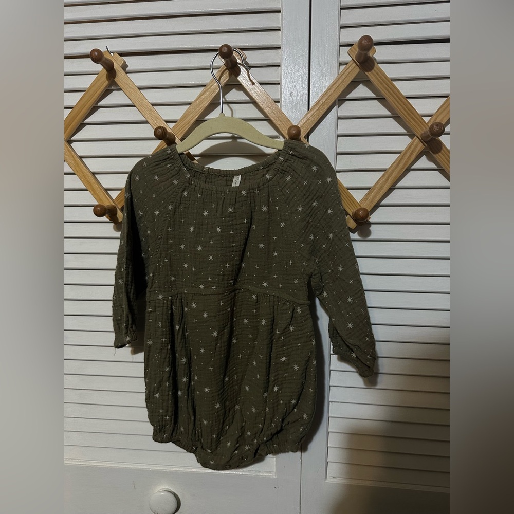 Rylee and cru muslin star bubble 18/24
